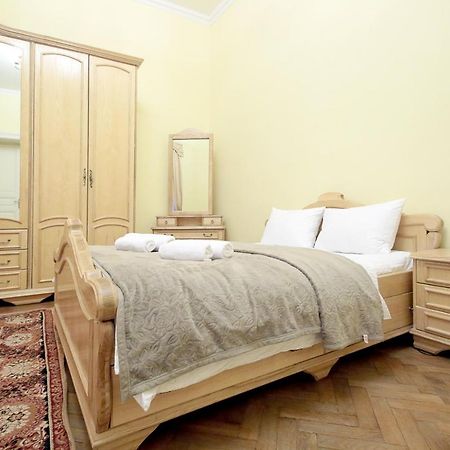 Pro Apartments 12213 Львів Екстер'єр фото