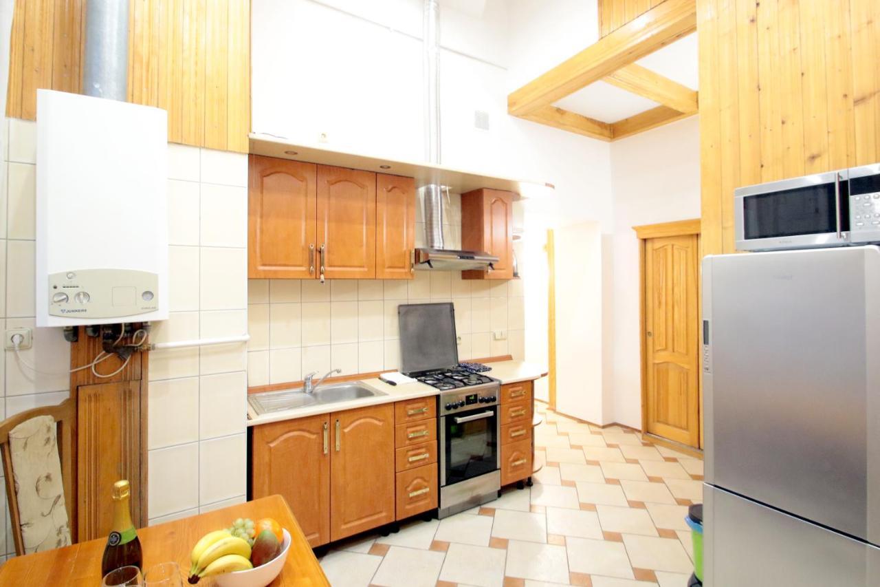 Pro Apartments 12213 Львів Екстер'єр фото